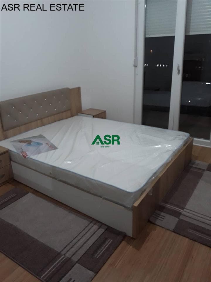 Lëshohet banesa me qera në lagjën Rr.B