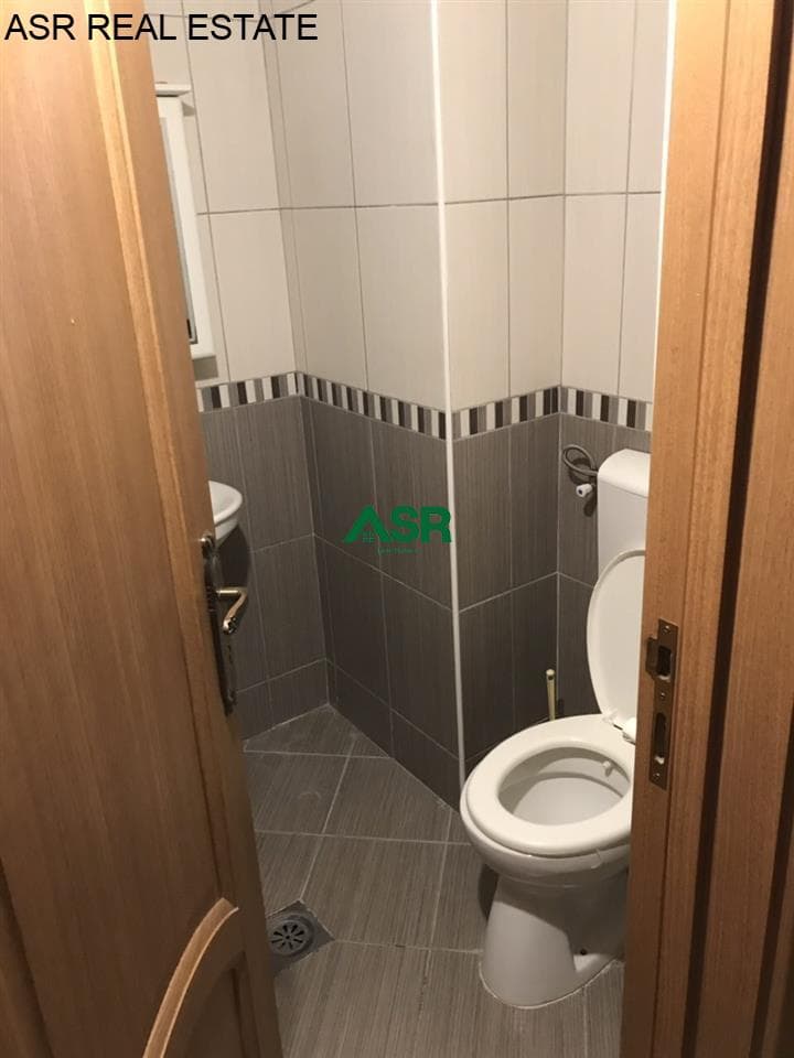 Lëshohet banesa me qera në lagjën Qendër(Sllovenia Sporteve) 3