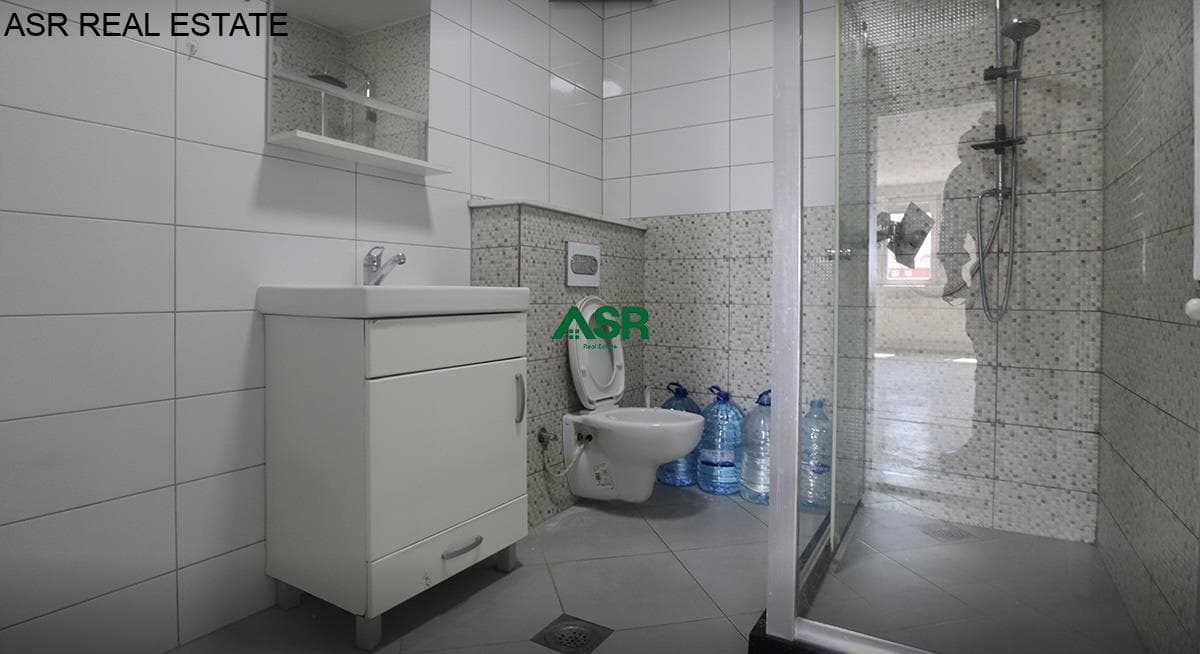 Banesë/ Zyre 130m2 me qira në lagjën Arbëria 3
