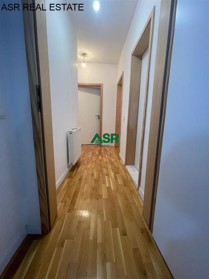 Lëshohet banesa me qira në lagjen Emshir 3