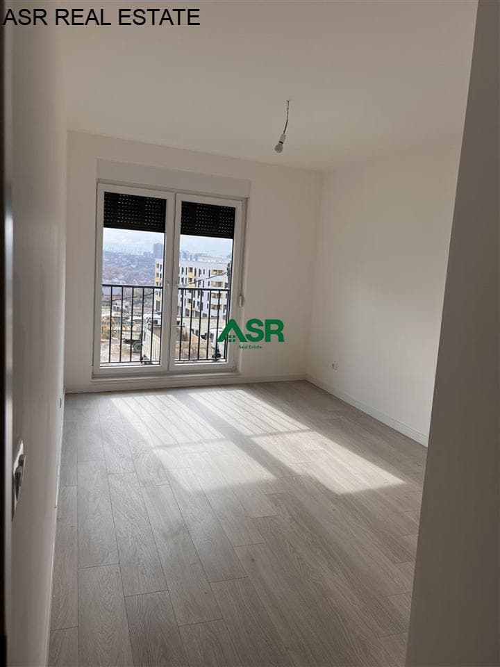 Banesë 104m2 me qira në lagjen Kodrina 4