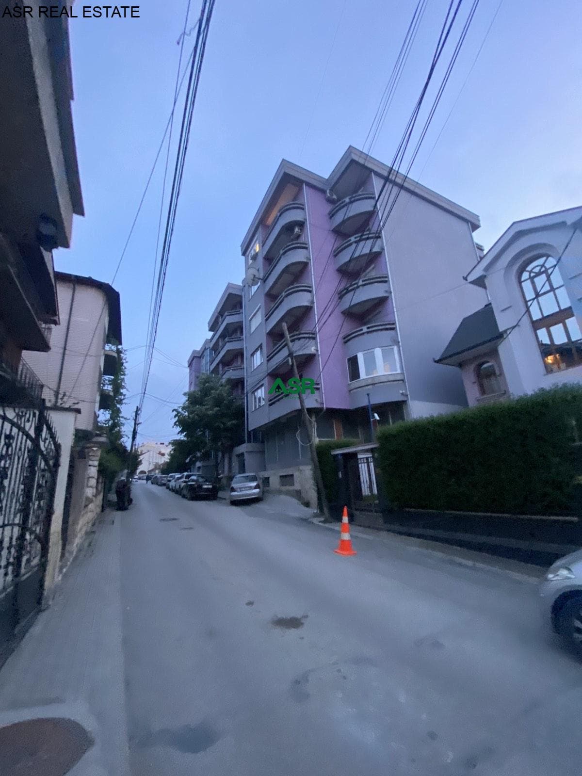Lëshohet banesa me qera në lagjën Aktash 3