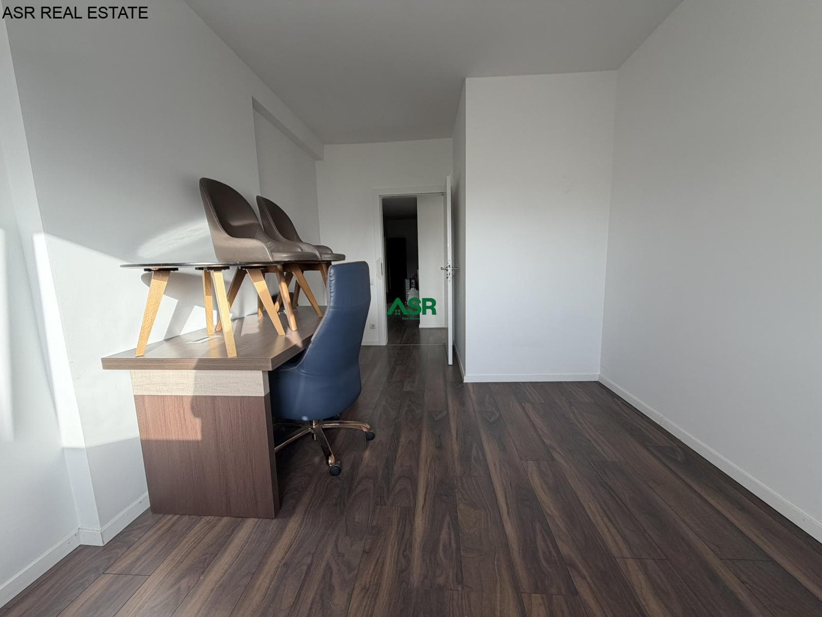 Banesë/zyre 100m2 me qira në Emshir 3