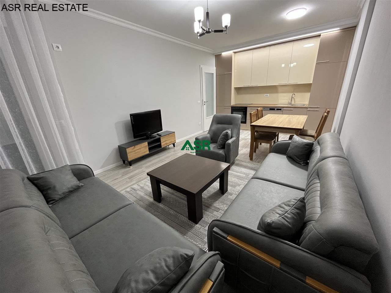 Banesë 70m2 me qira në Tophane 4