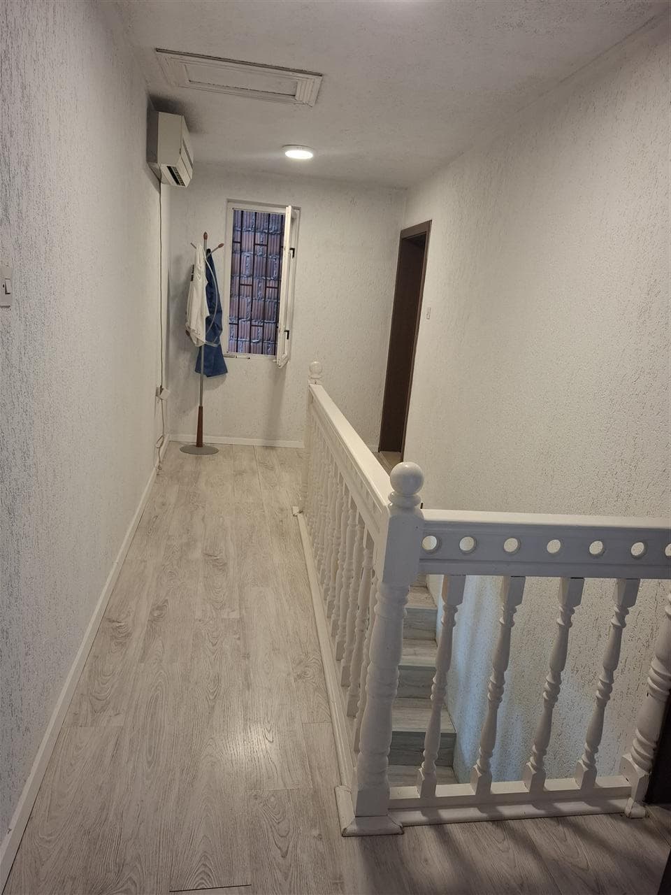 Zyre 75m2 me qira në lagjen qender rr. Agim Ramadani 3
