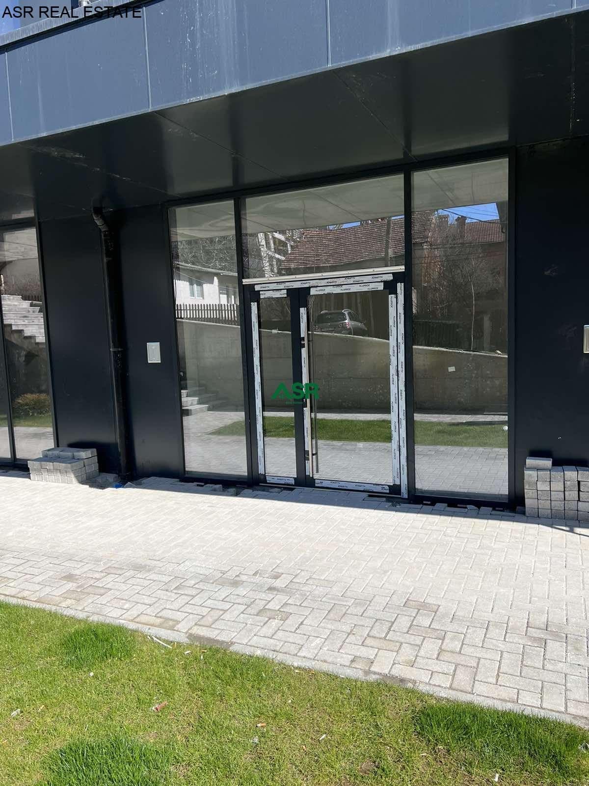 Lëshohet lokali me qira në lagjën Bregu i diellit tek VA Residence 4