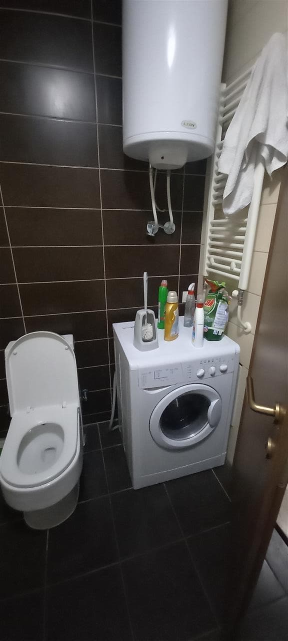 Lëshohet banesa me qera në lagjën Arberi 3