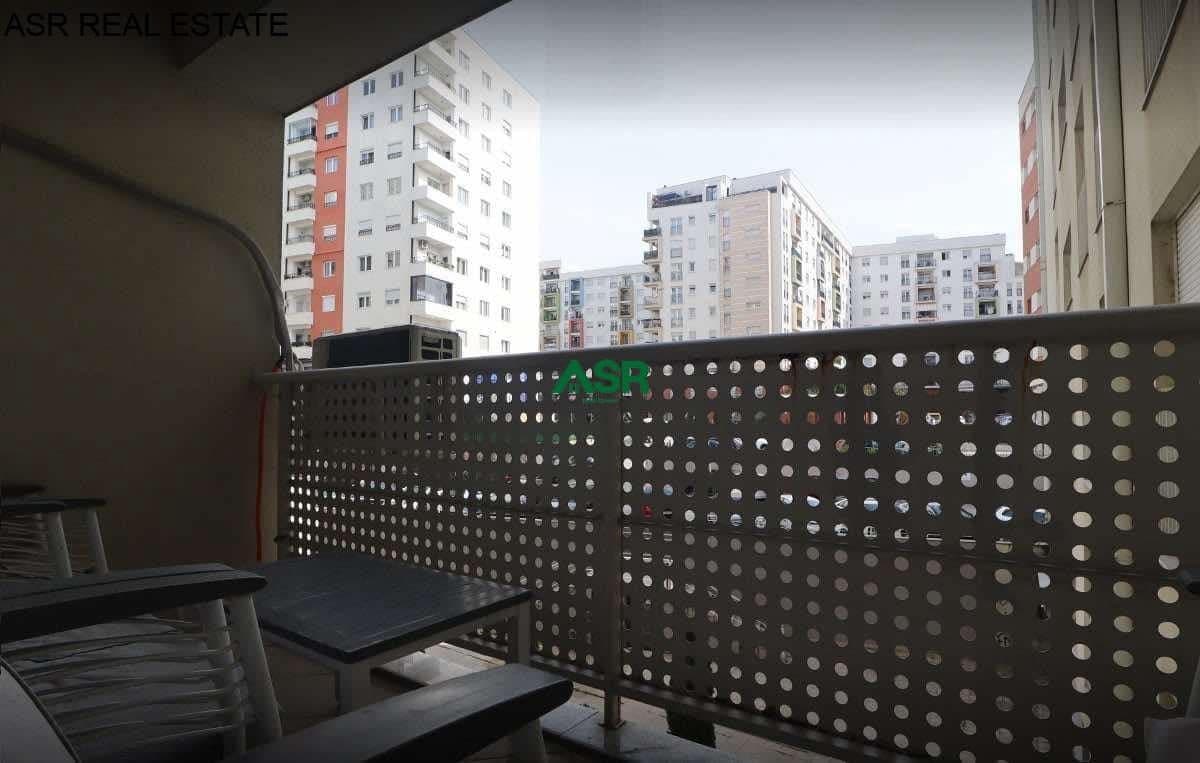 Banesë 87m2 me qira në rr.B 4