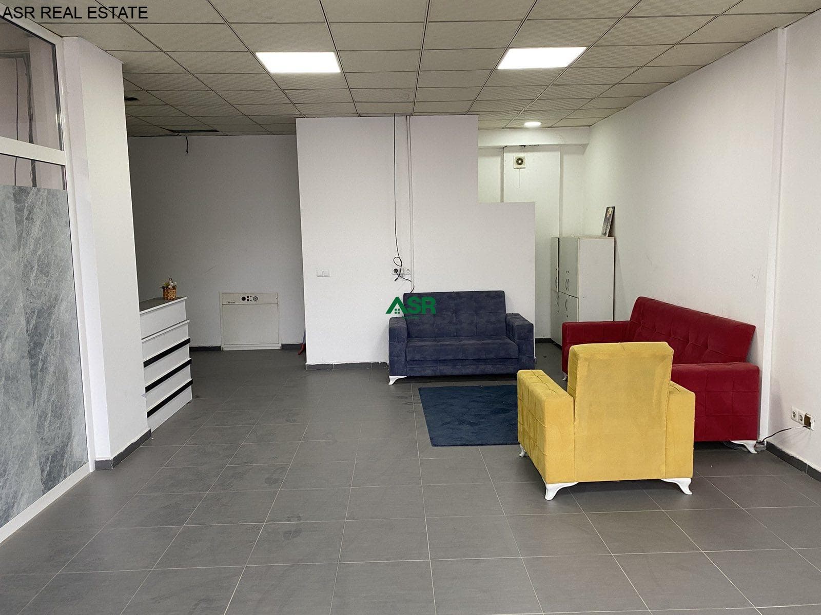 Lokal 71m2 me qira në qender te qytetit, afer shkolles Mihal Graneno. ne Fushe Kosove.