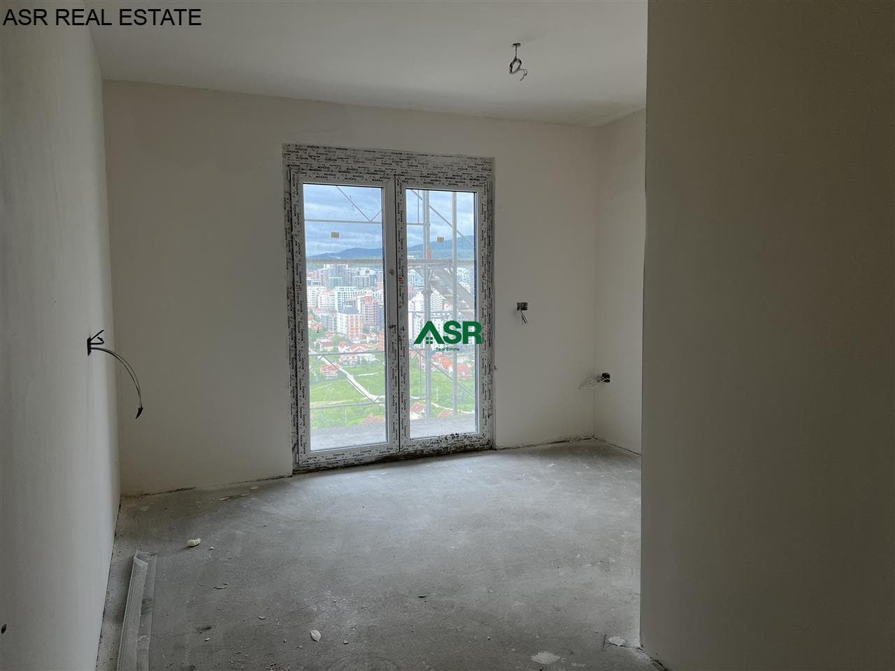 Ofrohet BANESA me siperfaqe 90.30 m² per SHITJE në lagjen Prishtine e re 2