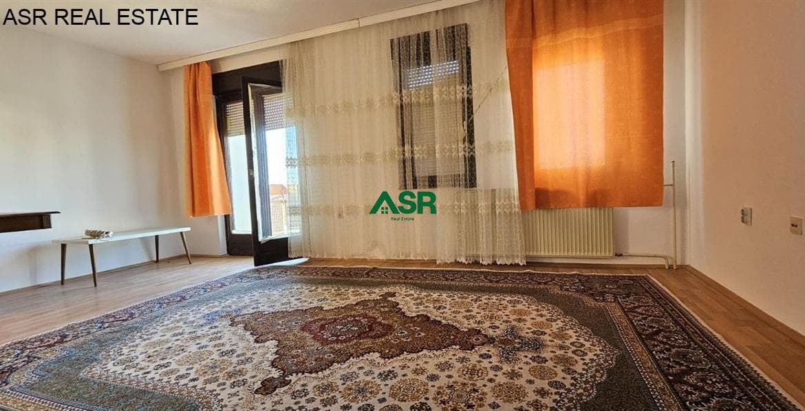 Ofrohet BANESA duplex per SHITJE ne lagjen Bregu i diellit 3