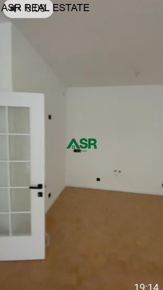 Lëshohet banesa me qira në lagjën Qender 4