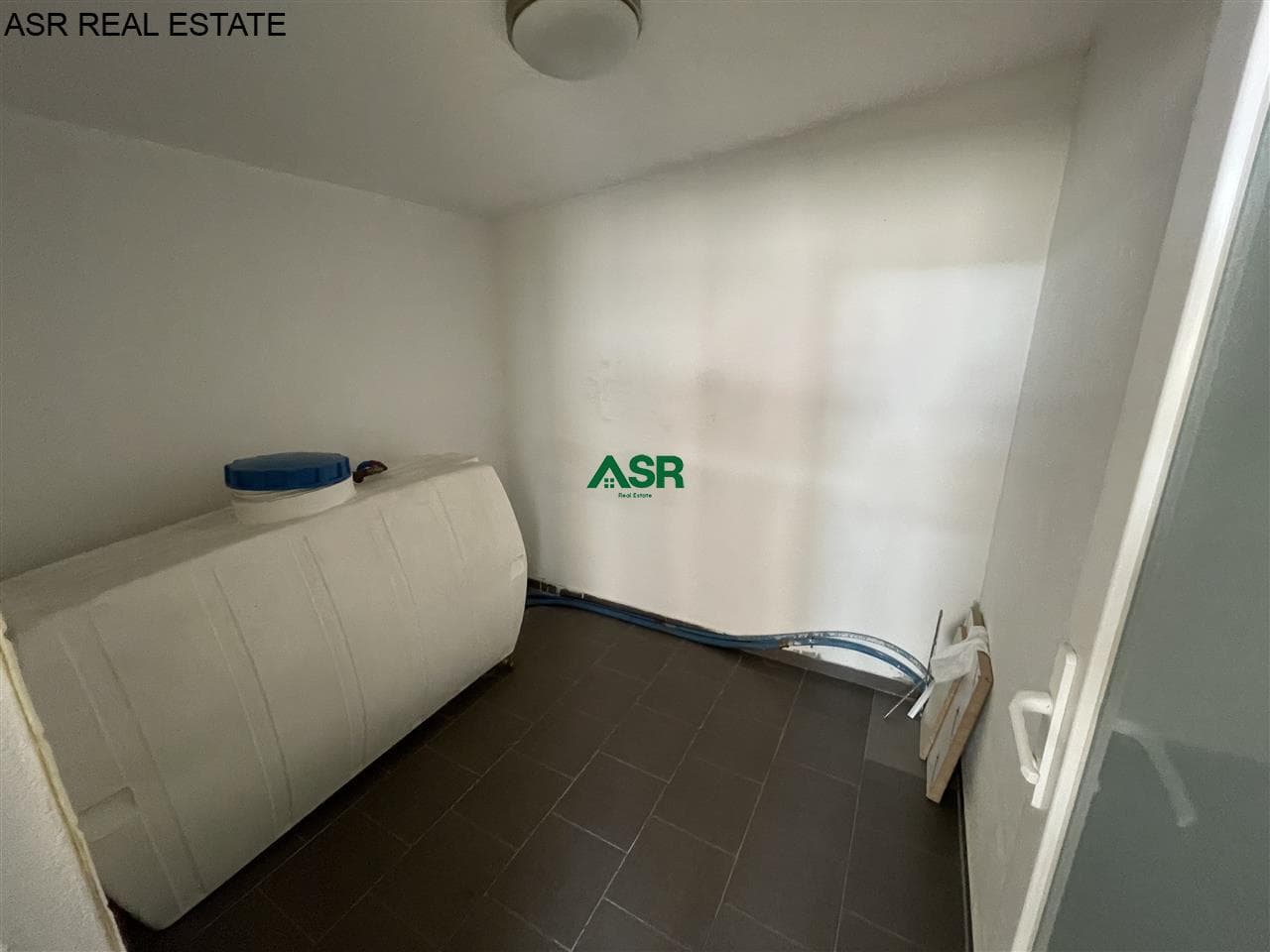 Lëshohet banesa duplex me qira në lagjen e spitalit afer Eulex 2