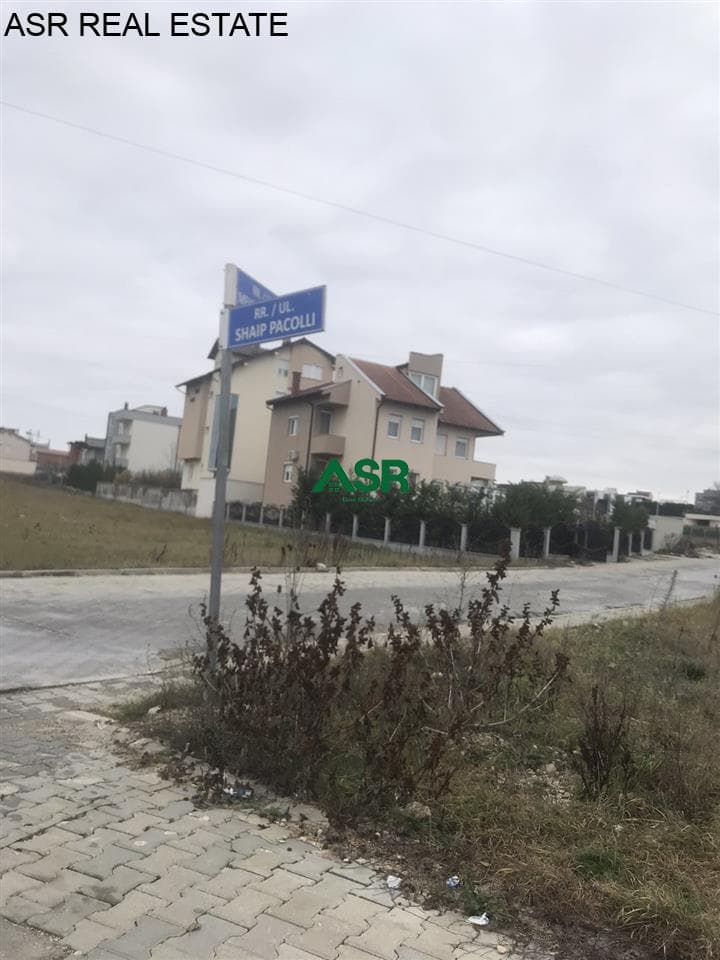 Shitet trualli ne Cagllavice 3