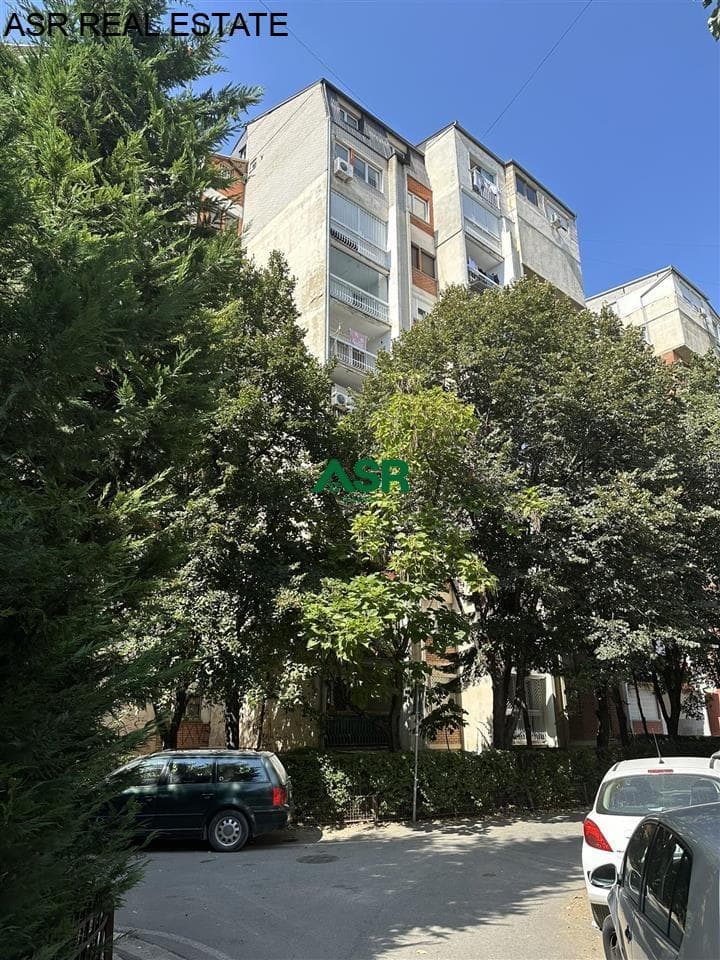 Lëshohet banesa me qira në lagjën Dardani 3