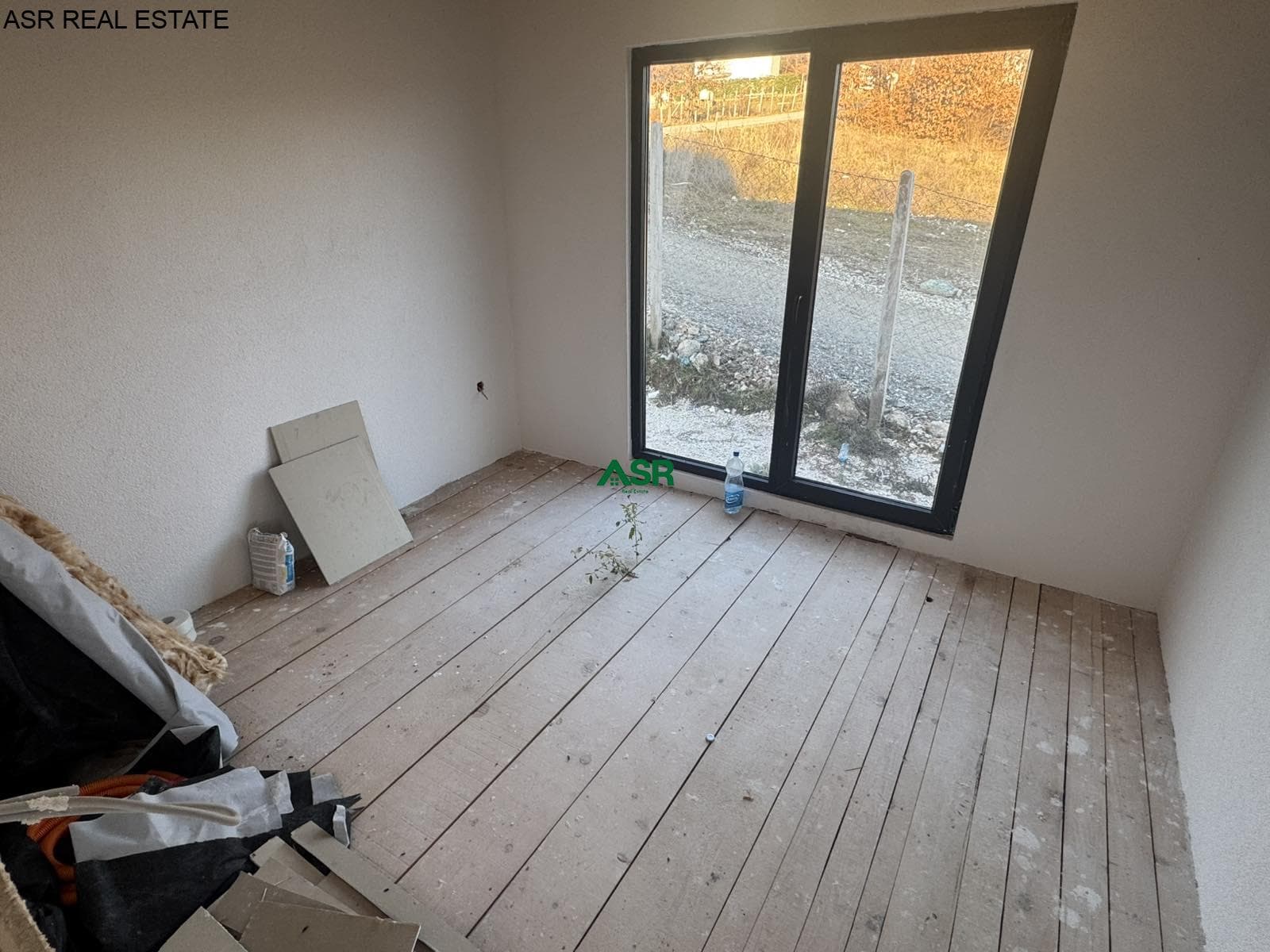 Ofrohet për shitje villa në Grashtice