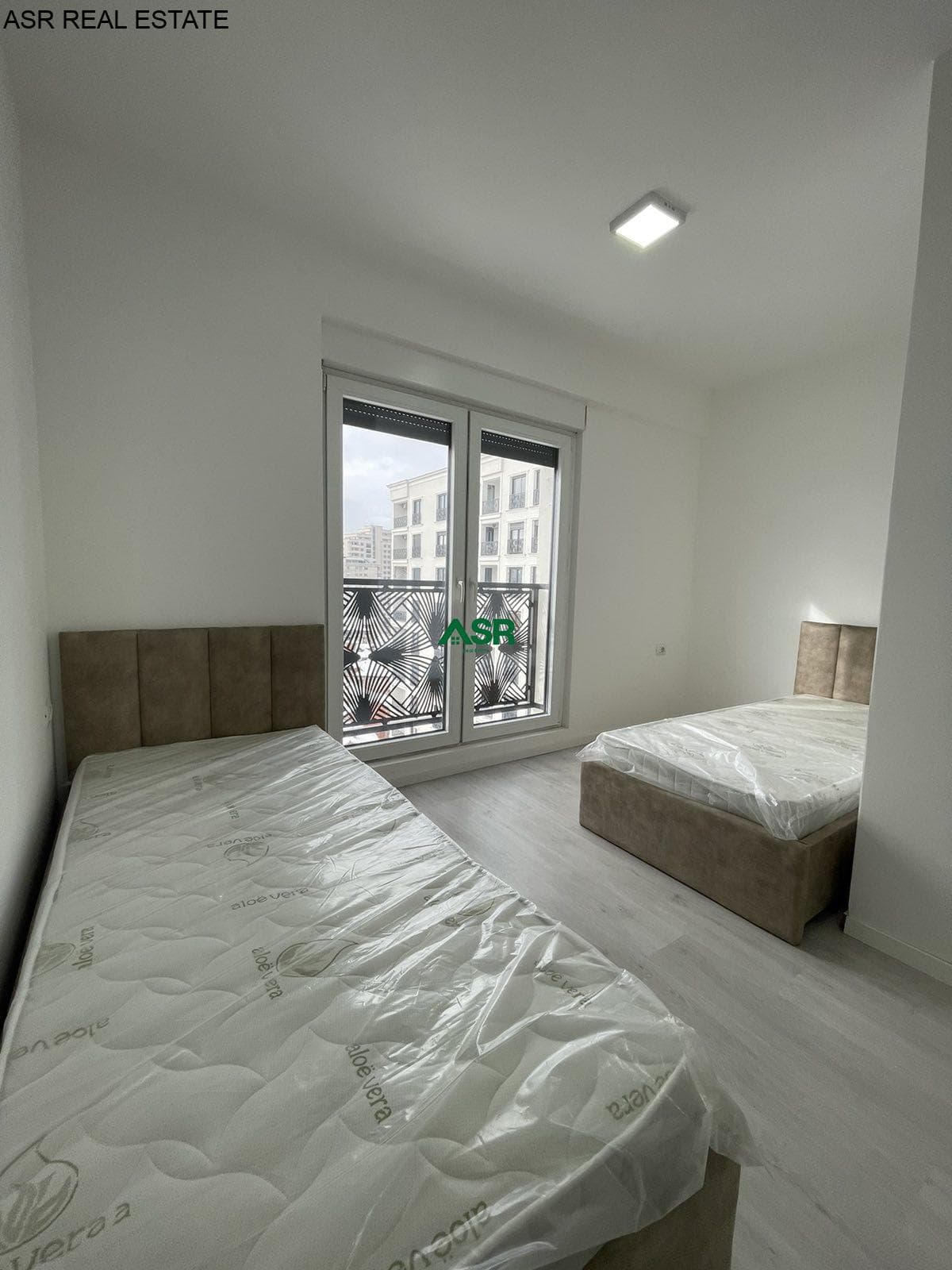 Banesë 90m2 me qira në Tophane 4