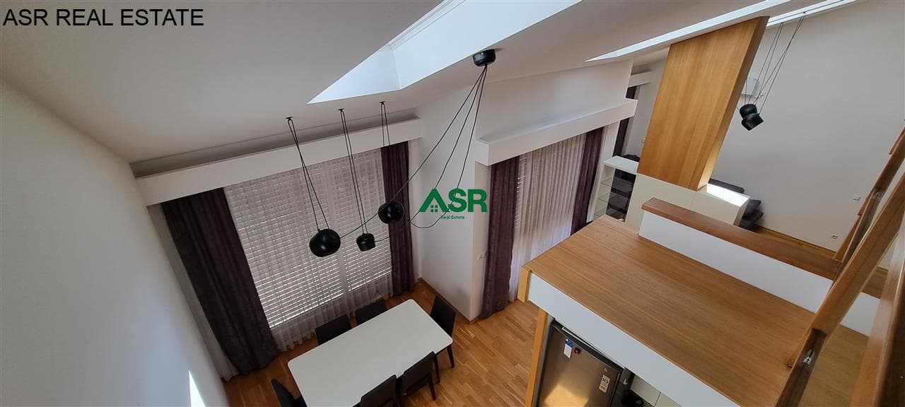 Lëshohet banesa penthouse me qira ne Arberi 3