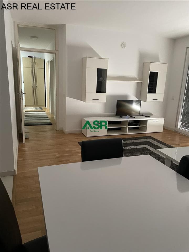 Banesë 80m2 me qira në kompleksin Kawa Group tek rruga B. 4