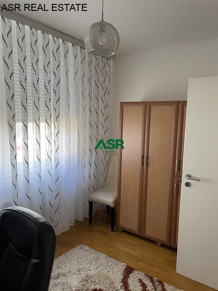 Lëshohet banesa me qira në lagjën Arberia