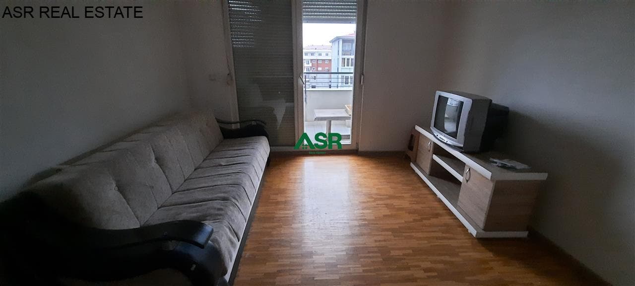 Banesë 47m2 me qira në Emshir