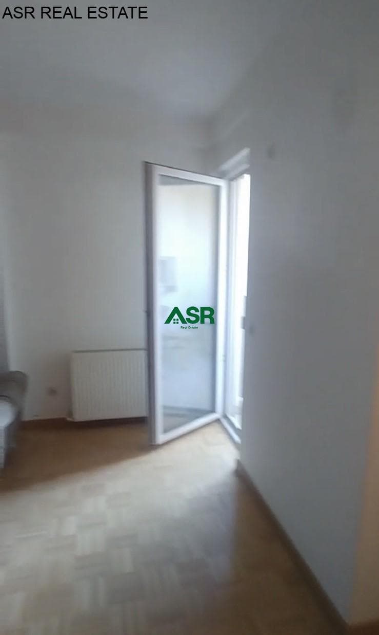 Lëshohet banesa me qira në lagjën Mati 1 3