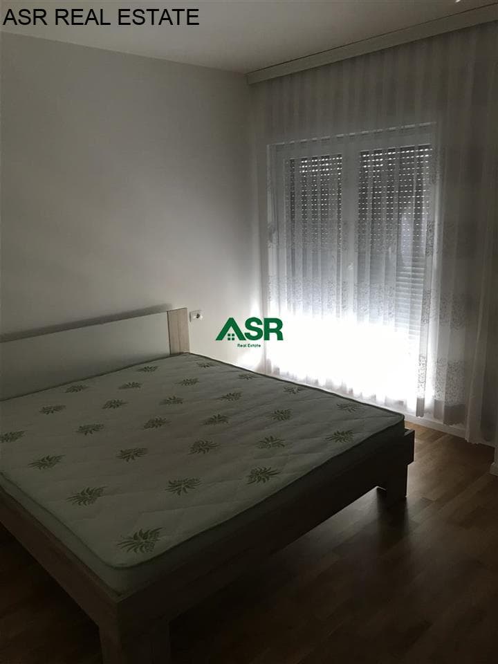 Lëshohet banesa me qira në lagjën e spitalit Mbrapa QKUK 2