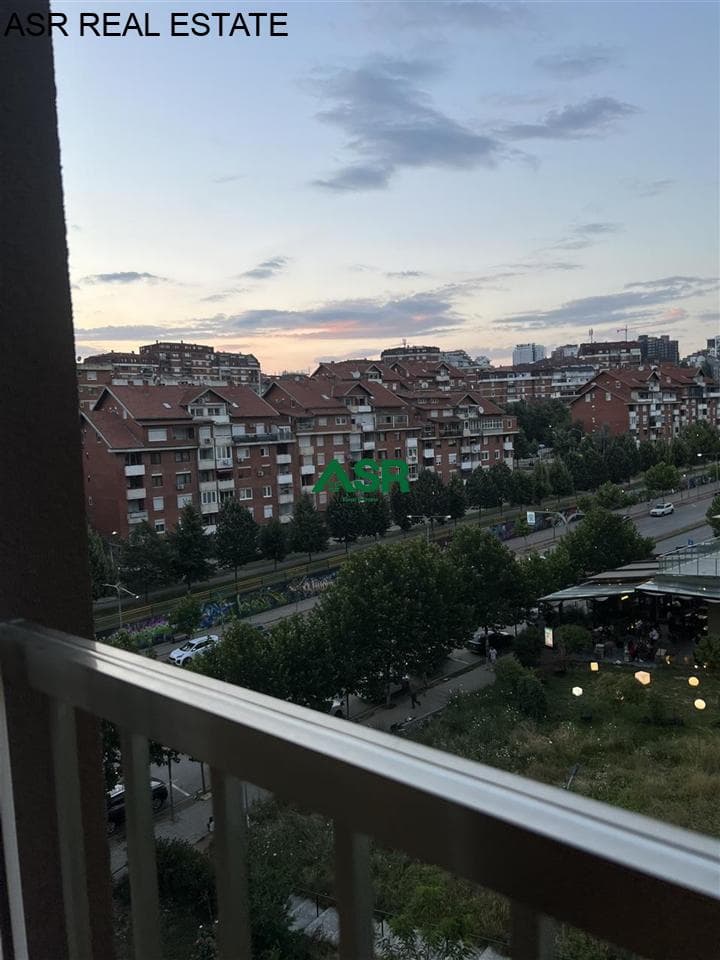 Banesë 80m2 me qira në rr.B 3