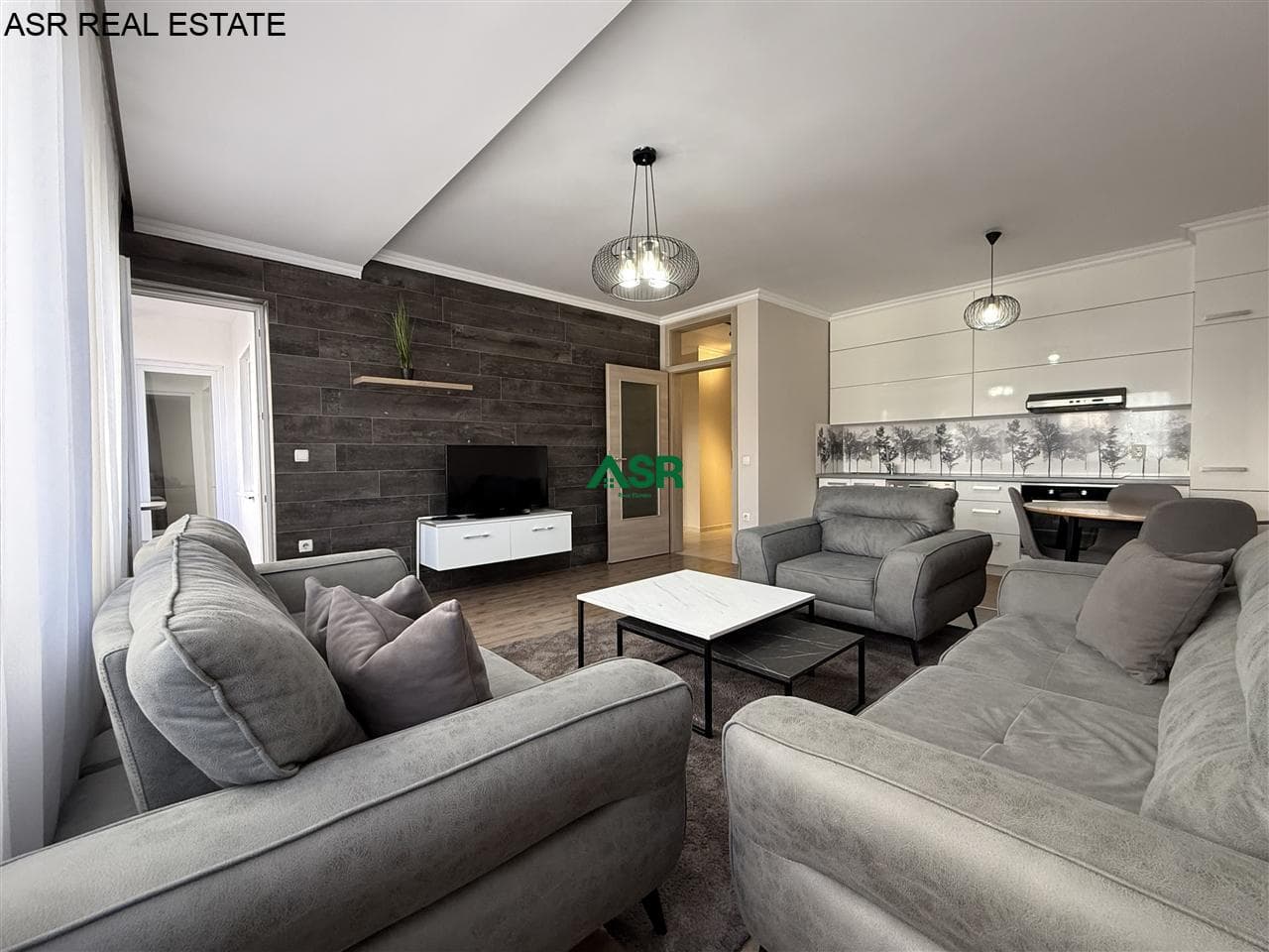 Banesë 80.4 m2 ne shitje në lagjen Tophane