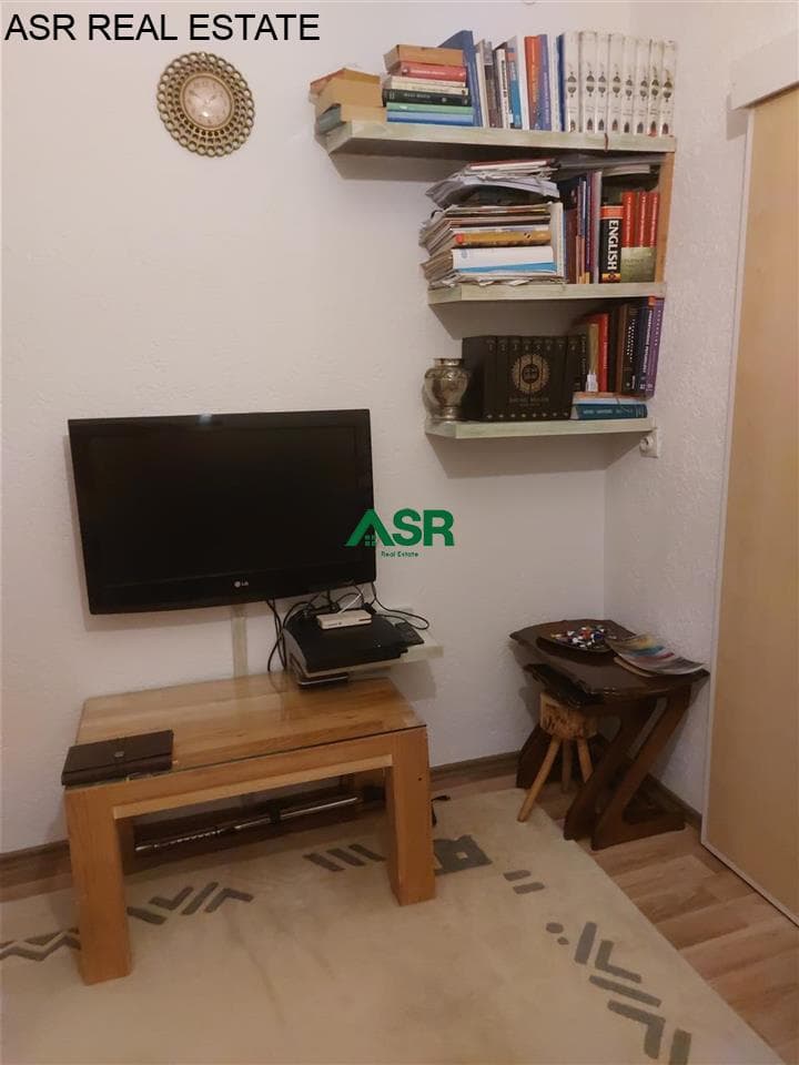 Shitet banesa në lagjën Qender, afer Hotel Grand 2