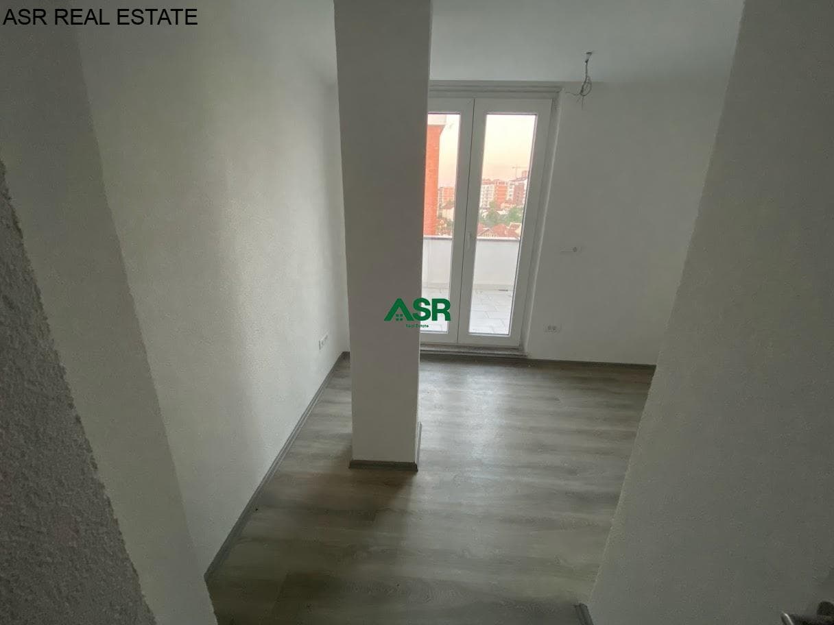 Lëshohet banesa me qira në lagjën e spitalit 2