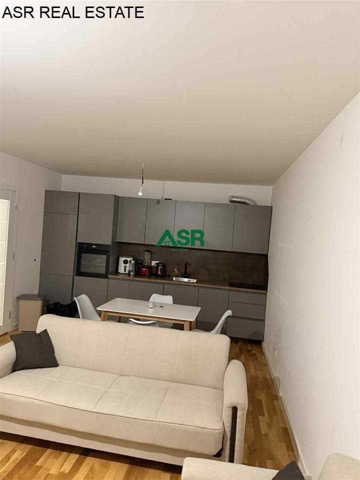 Banesë 80m2 me qira në Emshir 2