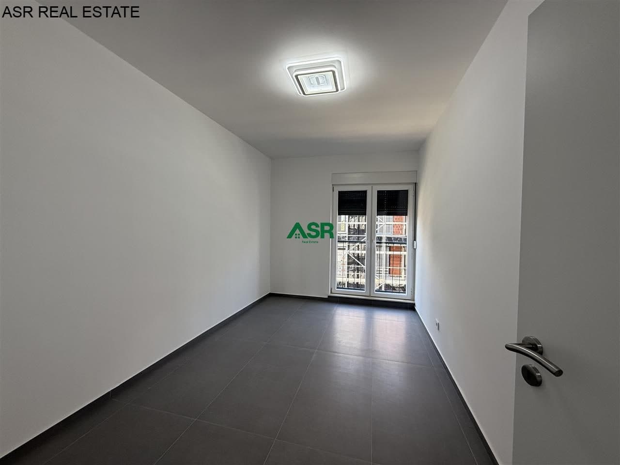 Banesë 96m2 me qira në lagjen Arberia 2