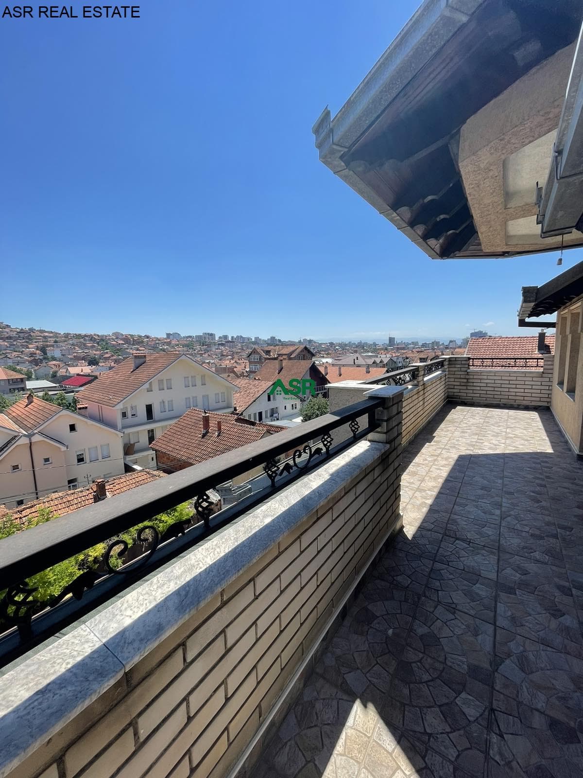 Ofrohet SHTEPIA per SHITJE në lagjen Hani i Dilit 2