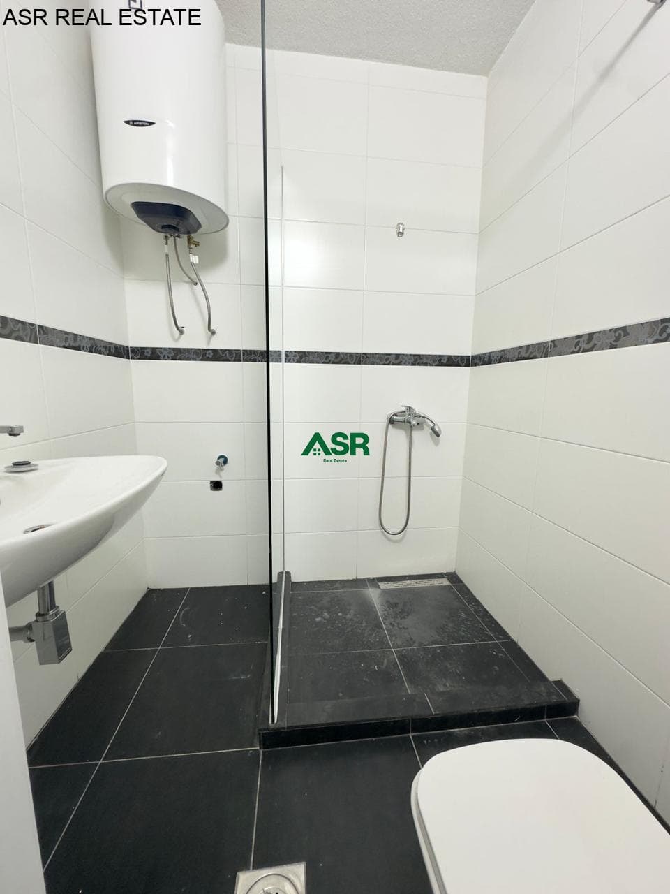 Banesë 75m2 duplex ne shitje në lagjen Santea 4