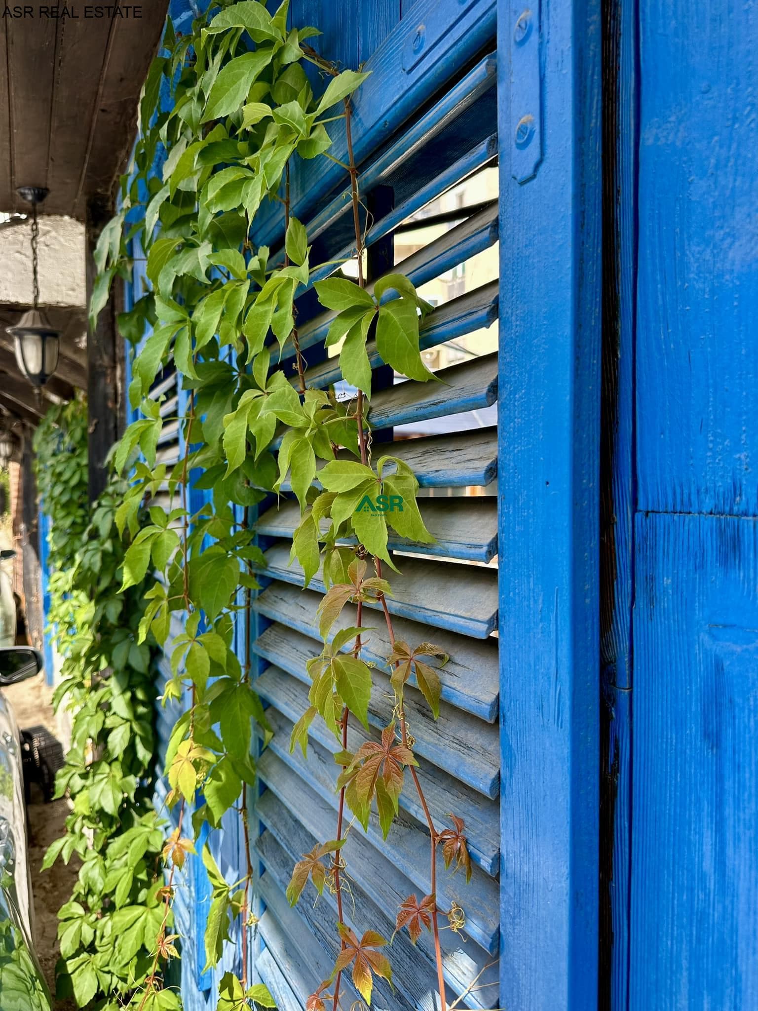 Ofrohet për qira hapsira afariste e destinuare per Restaurant ne lagjen , Qafa“ Tophane” 2