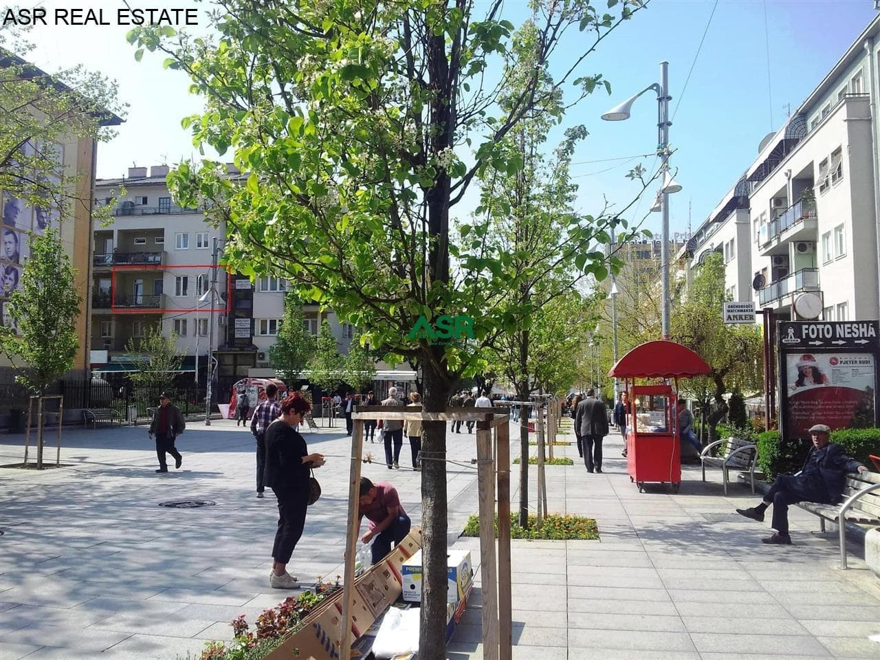 Lëshohet banesa per zyre me qira në lagjen qender, tek kafet e rakise 2