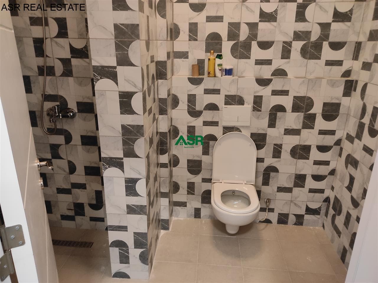 Lëshohet banesa me qira në Lagjen e Spitalit 4