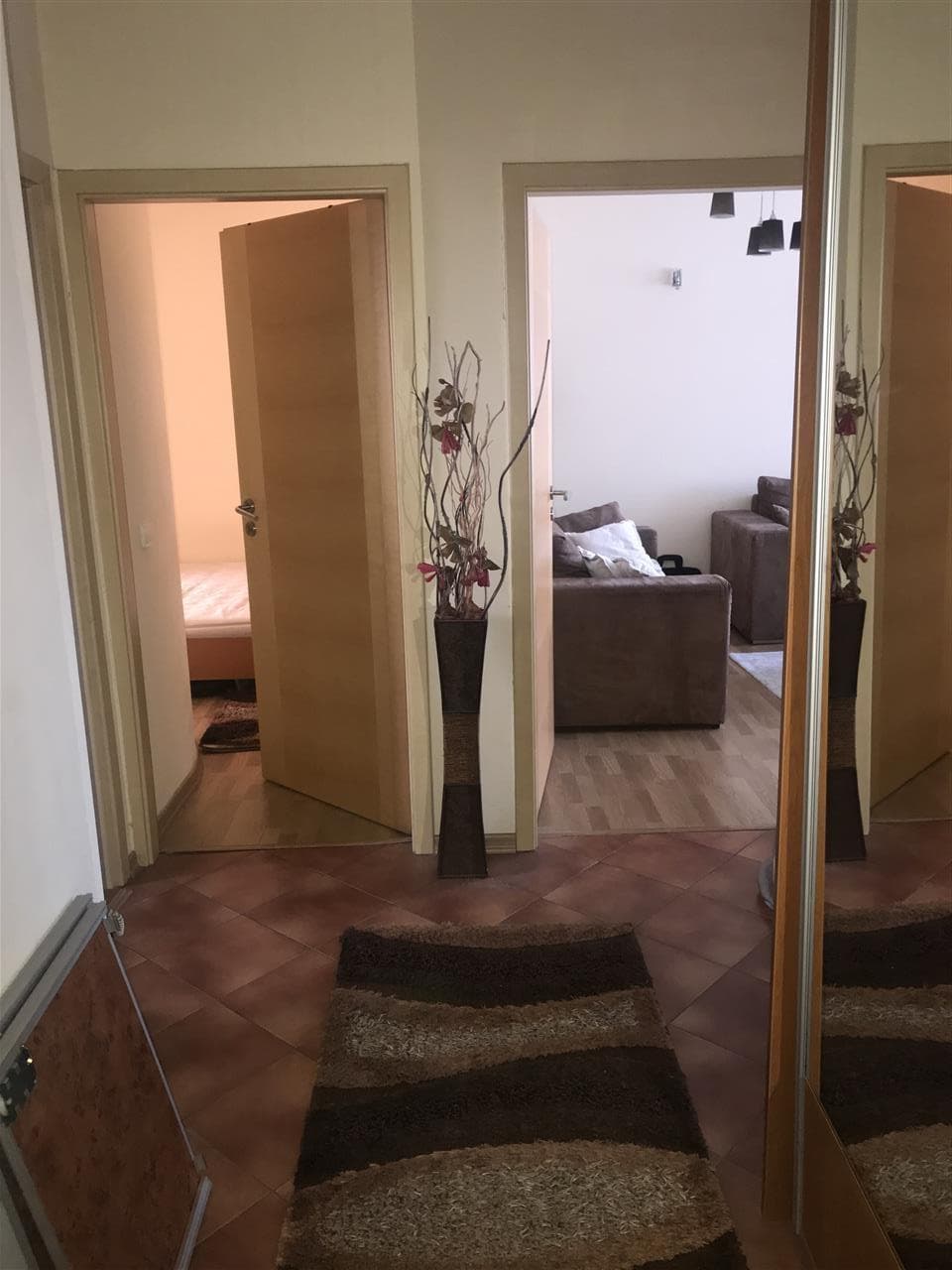 Lëshohet banesa me qera në lagjën Ulpiana 2