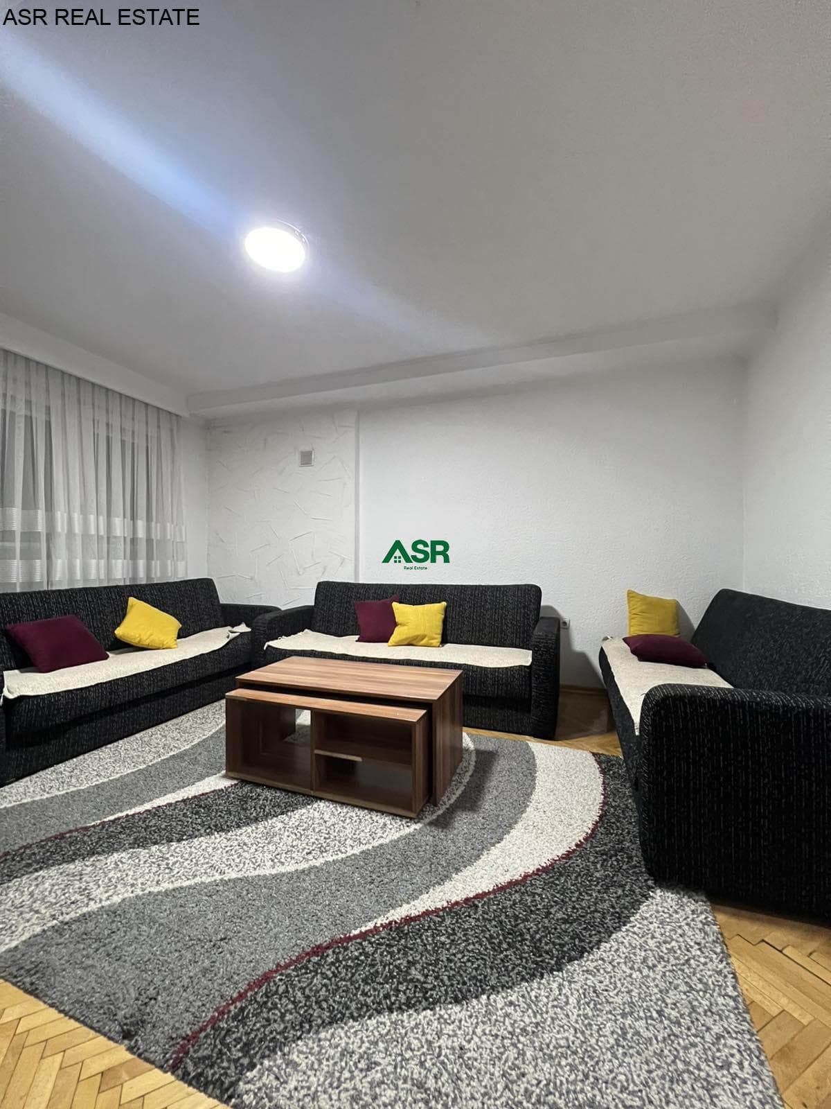 Banesë 60m2 me qira në Qender