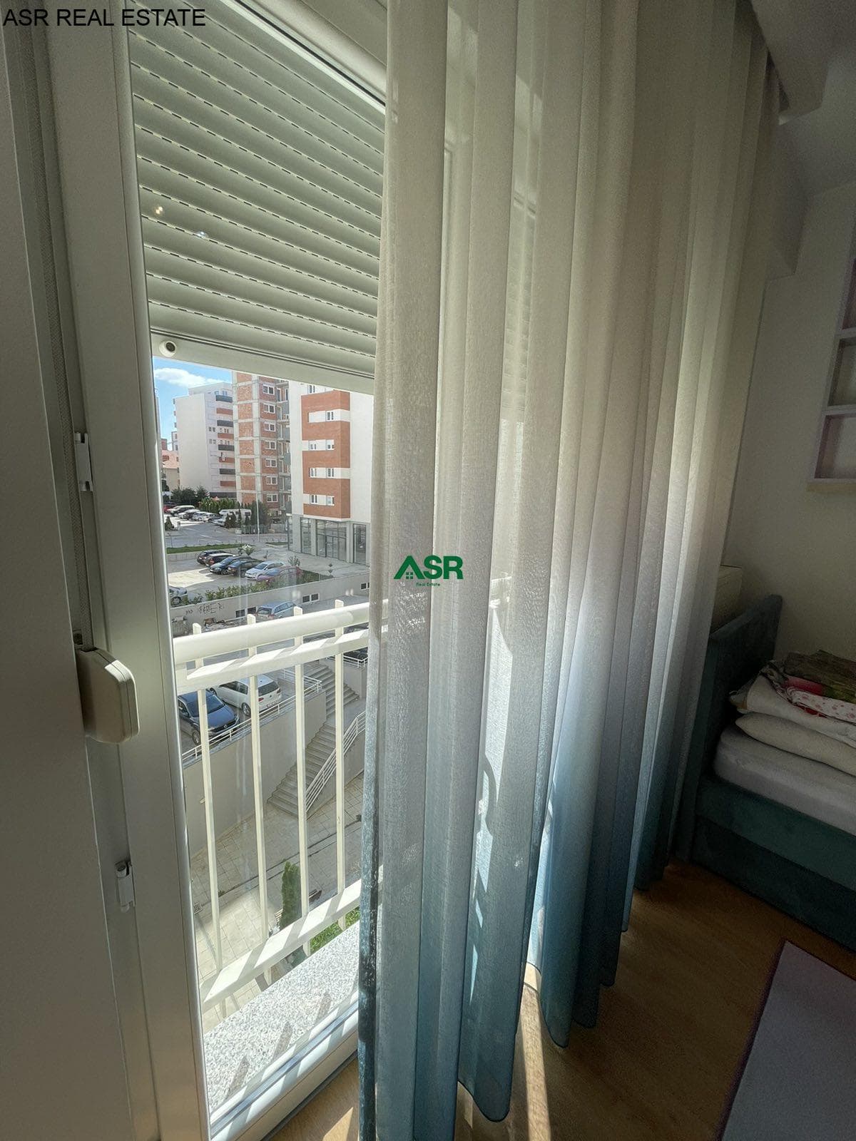 Lëshohet banesa me qira në Rrugen B 4
