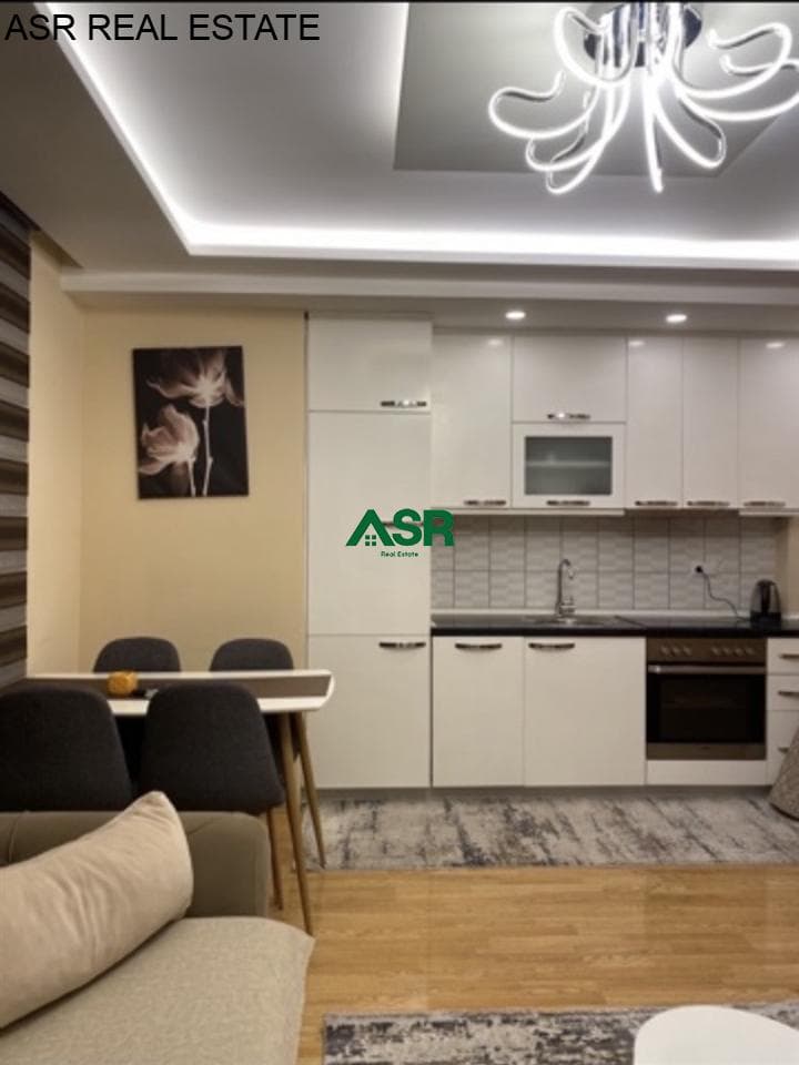 Banesë 75m2 me qira në lagjen Tophane 4