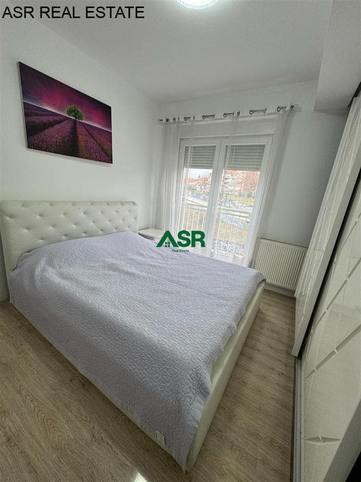 Banesë 87m2 me qira në rr.B 2