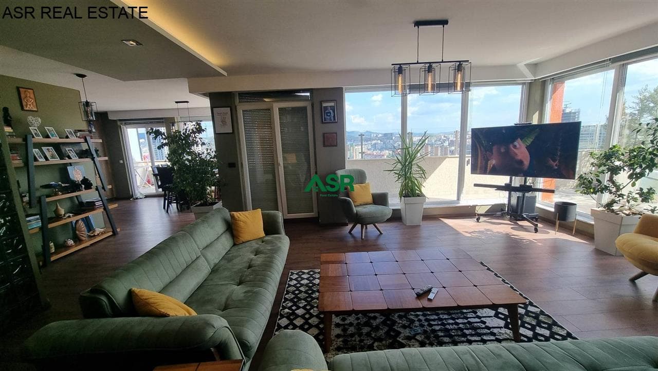 Lëshohet banesa penthouse me qira në lagjën Arberia 3