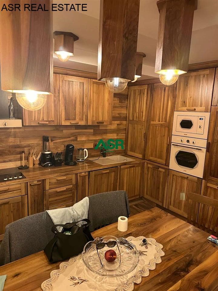 Banesë 93m2 ne nshitje në lagjen e muhaxhereve