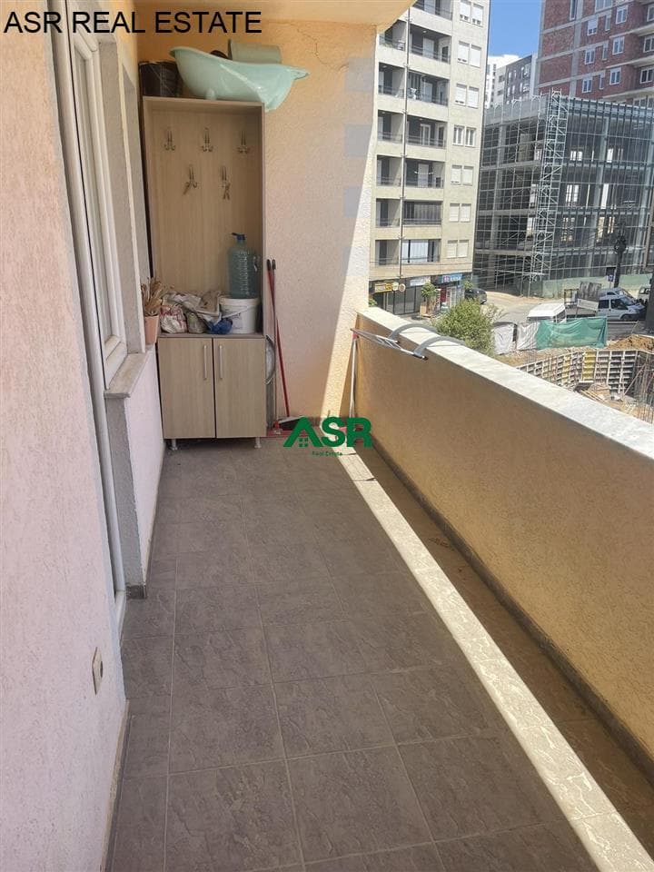 Banesë 70m2 me qira në rrugen Muharrem Fejza