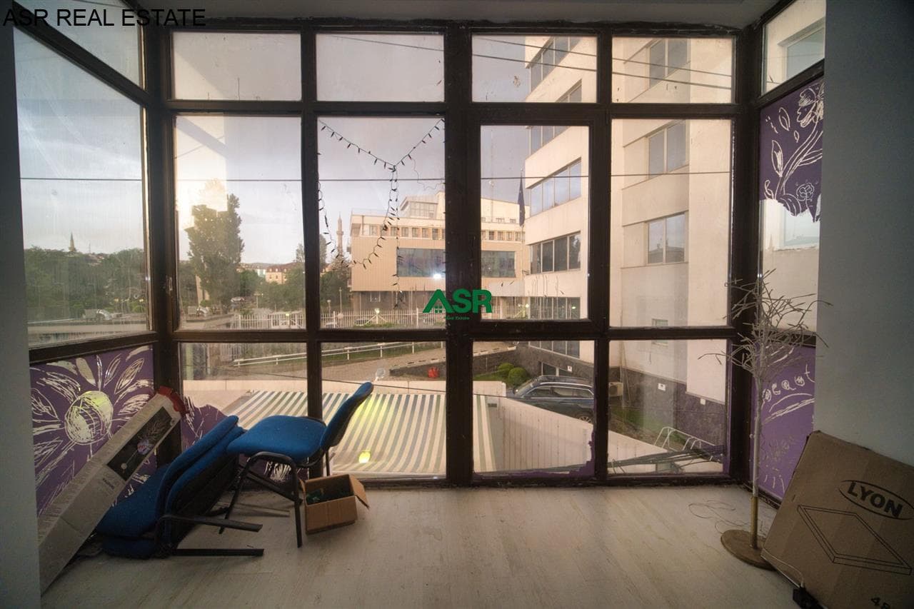 Lëshohet lokali me qira në lagjën Qender 2