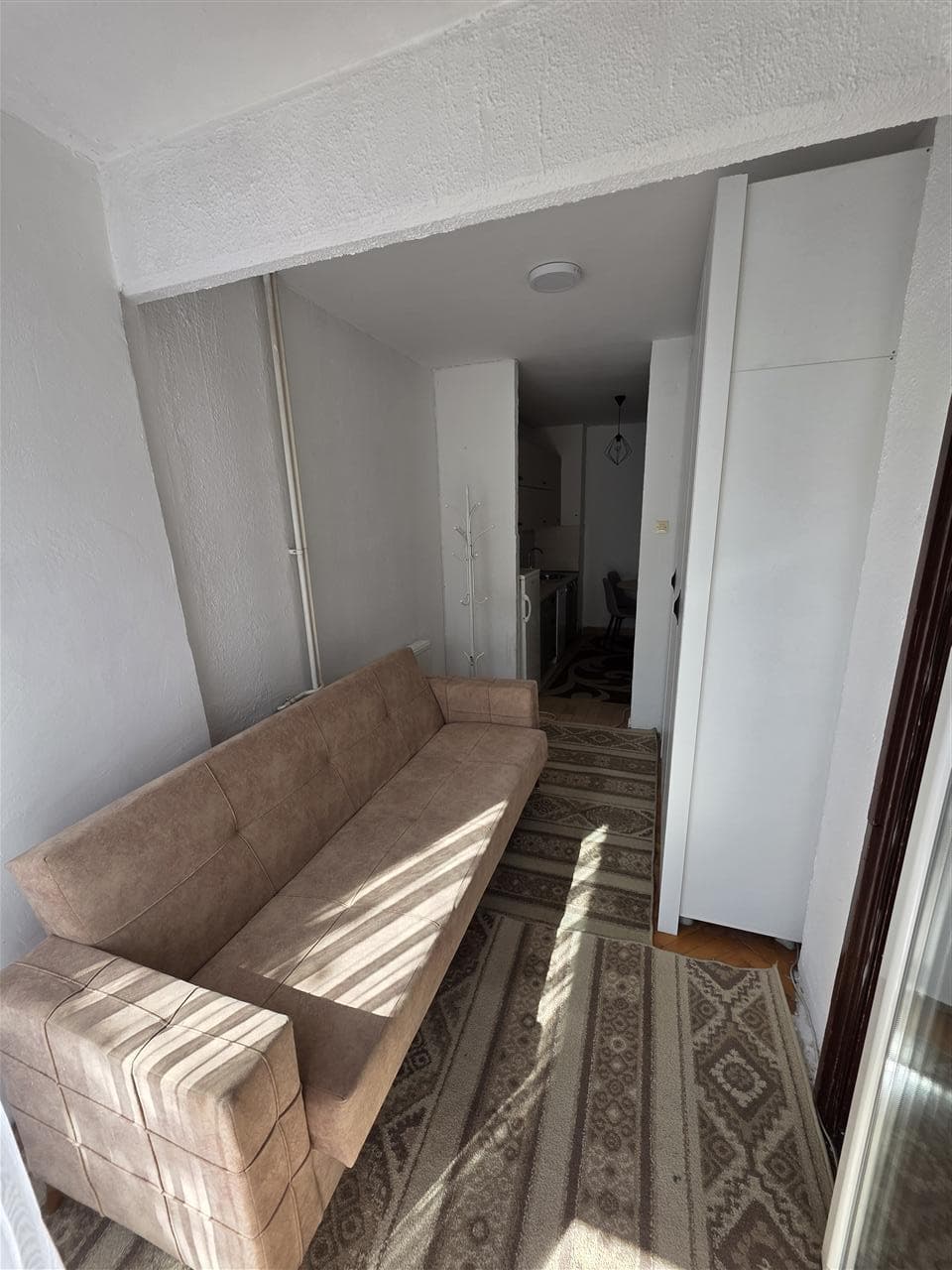 Banesë 68m2 me qira në Dardani