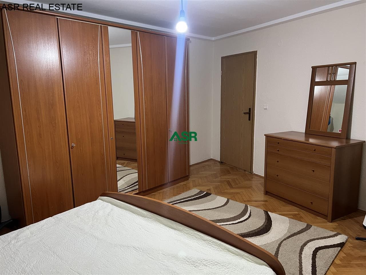 Banesë me qira në Tophane 4