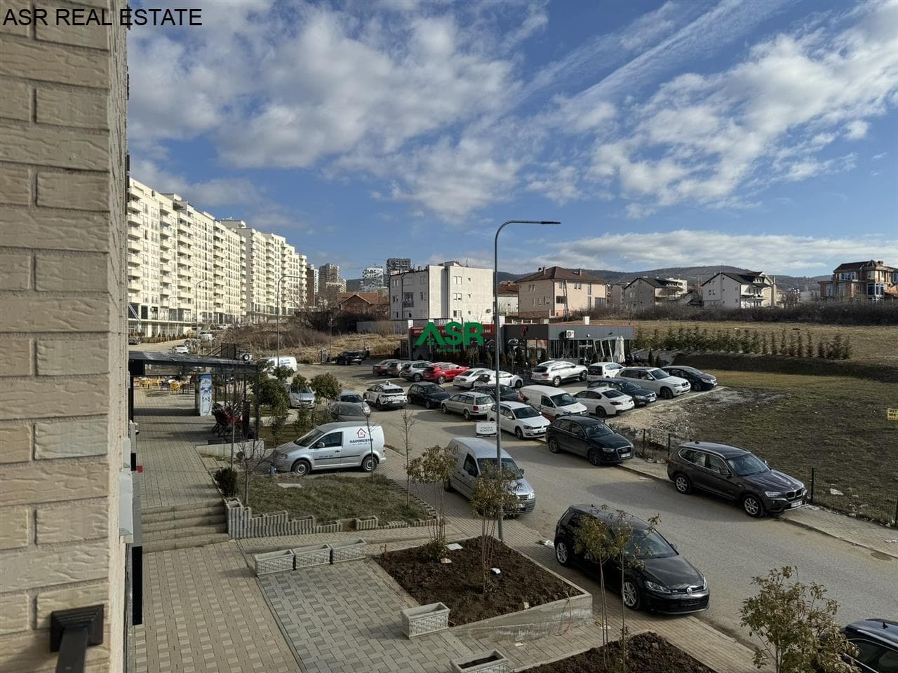 Lëshohet banesa me qira në lagjen rruga C 2